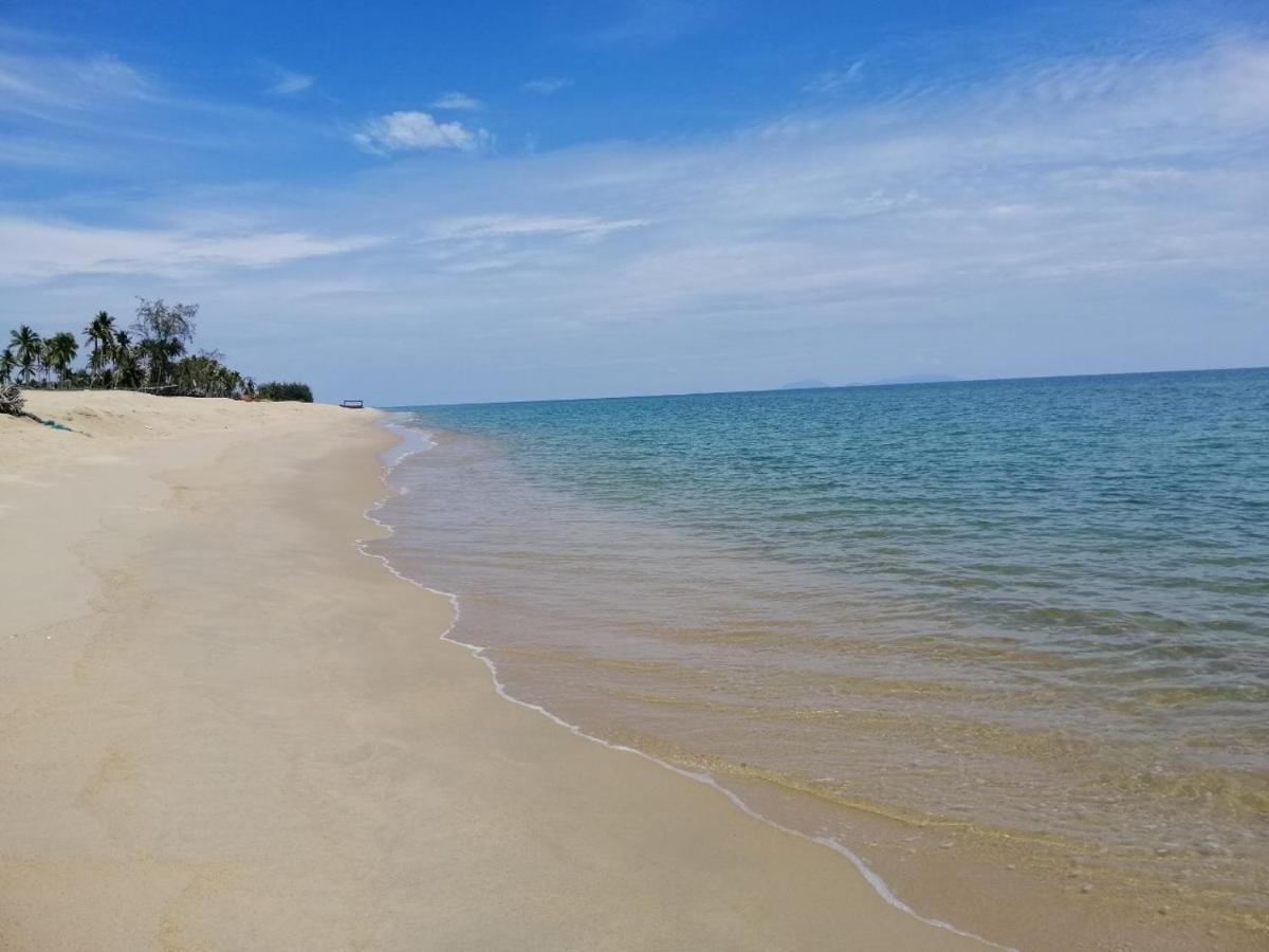 Bayu Beach Penarek Kampung Penarik Exteriör bild