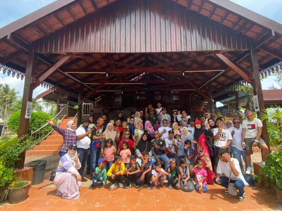 Bayu Beach Penarek Kampung Penarik Exteriör bild